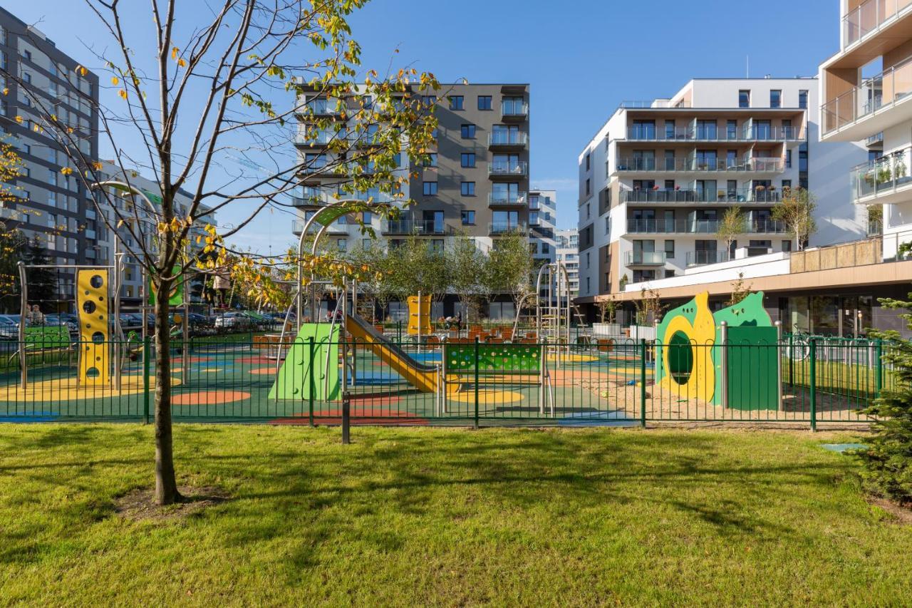 Forum Wola Jana Kazimierza Apartment By Noclegi Renters Warsaw Ngoại thất bức ảnh