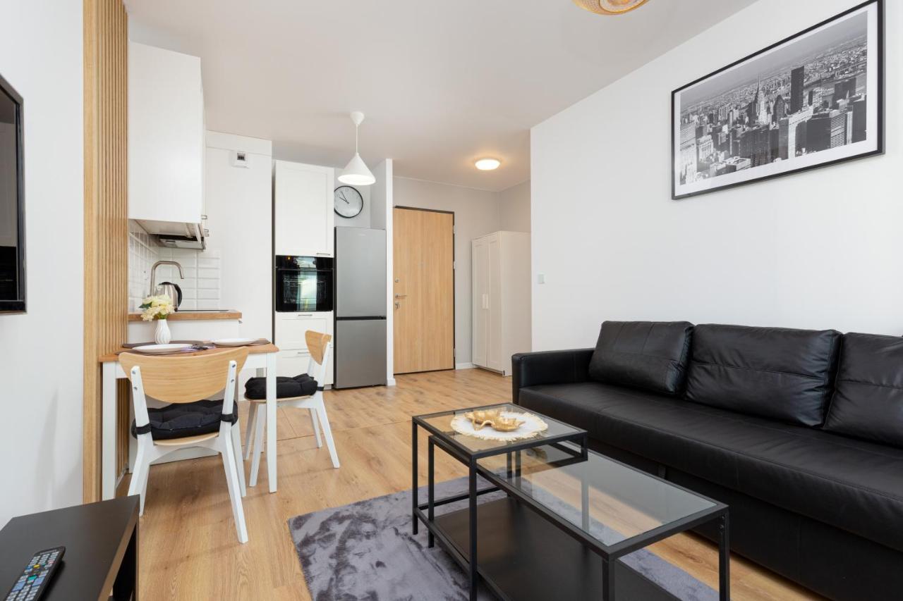 Forum Wola Jana Kazimierza Apartment By Noclegi Renters Warsaw Ngoại thất bức ảnh