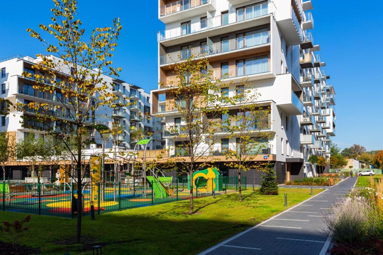 Forum Wola Jana Kazimierza Apartment By Noclegi Renters Warsaw Ngoại thất bức ảnh