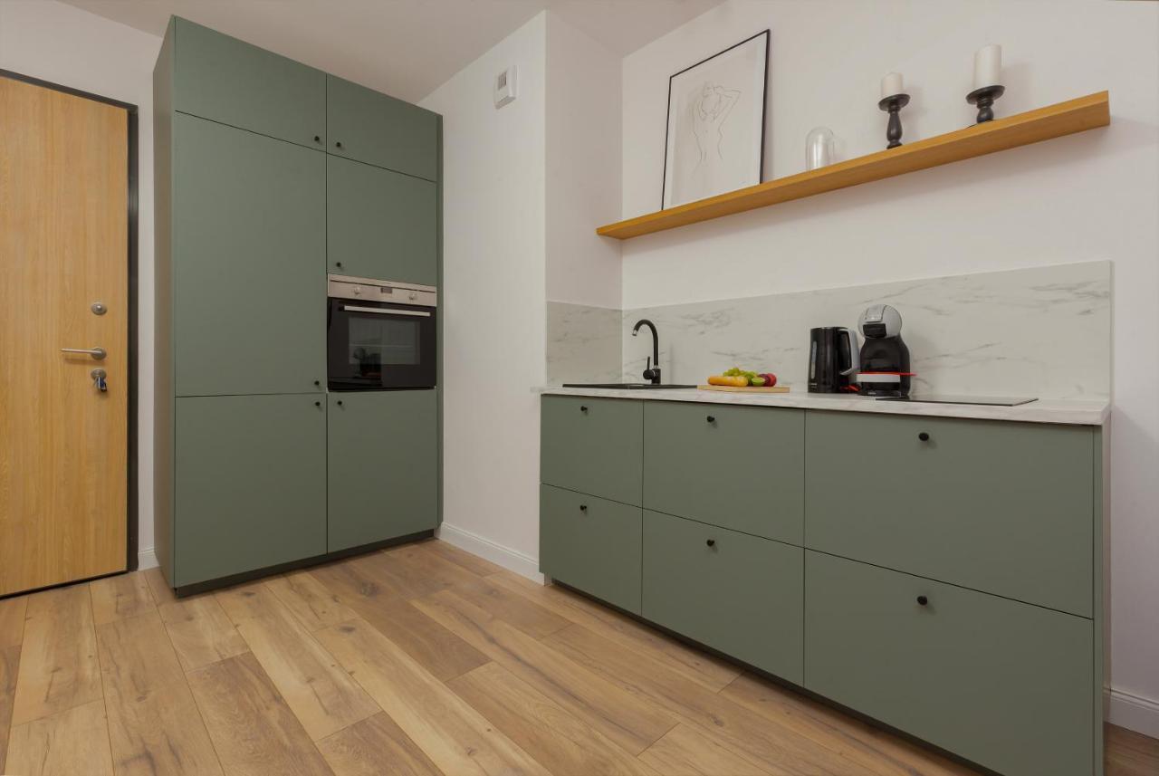 Forum Wola Jana Kazimierza Apartment By Noclegi Renters Warsaw Ngoại thất bức ảnh