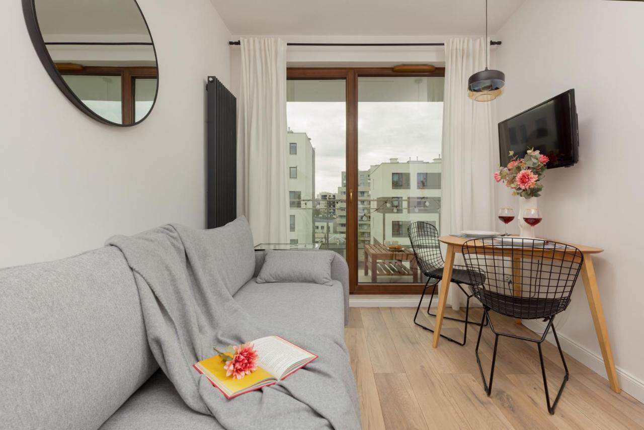 Forum Wola Jana Kazimierza Apartment By Noclegi Renters Warsaw Ngoại thất bức ảnh