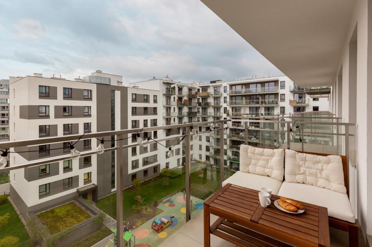 Forum Wola Jana Kazimierza Apartment By Noclegi Renters Warsaw Ngoại thất bức ảnh